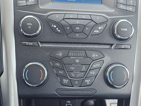 Used 2018 Ford Fusion S FWD image 29