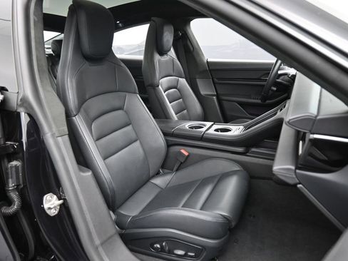 Certified 2024 Porsche Taycan Turbo AWD/4WD image 31