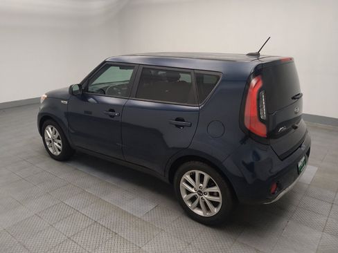 Used 2017 Kia Soul + FWD image 3