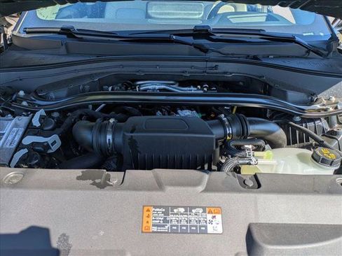 New 2025 Lincoln Aviator 2WD w/ Equipment Group 101A image 15