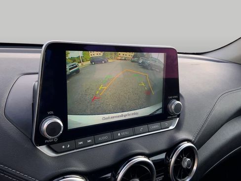 Used 2022 Nissan Sentra SV FWD image 28