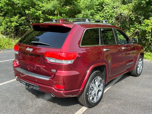 Used 2019 Jeep Grand Cherokee Overland AWD/4WD image 5