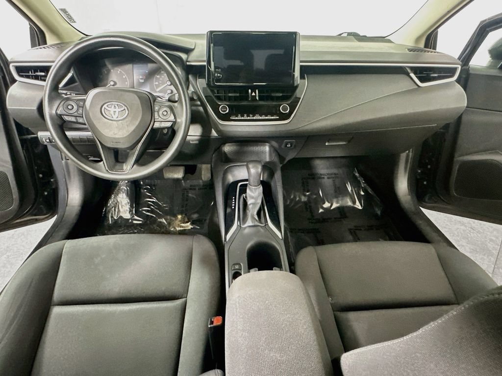 Used 2023 Toyota Corolla LE FWD image 17