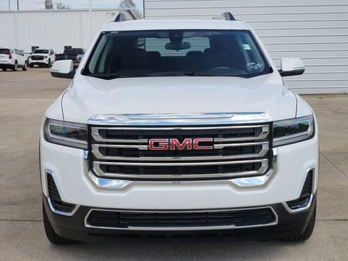 Certified 2023 GMC Acadia SLE w/ Driver Convenience Package image 2