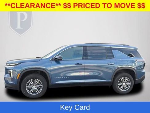 New 2026 Chevrolet Traverse LT w/ Driver Confidence Package FWD image 11
