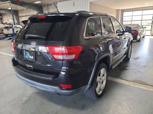 Used 2012 Jeep Grand Cherokee Laredo w/ Laredo E Group image 7