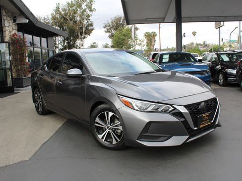 Used 2022 Nissan Sentra SV FWD image 7