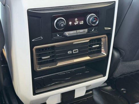 Used 2025 GMC Hummer EV 3X AWD/4WD image 24