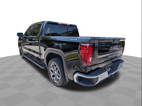 Used 2022 GMC Sierra 1500 SLT w/ SLT Convenience Package AWD/4WD image 6