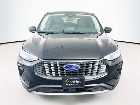 Used 2024 Ford Escape Active FWD image 2