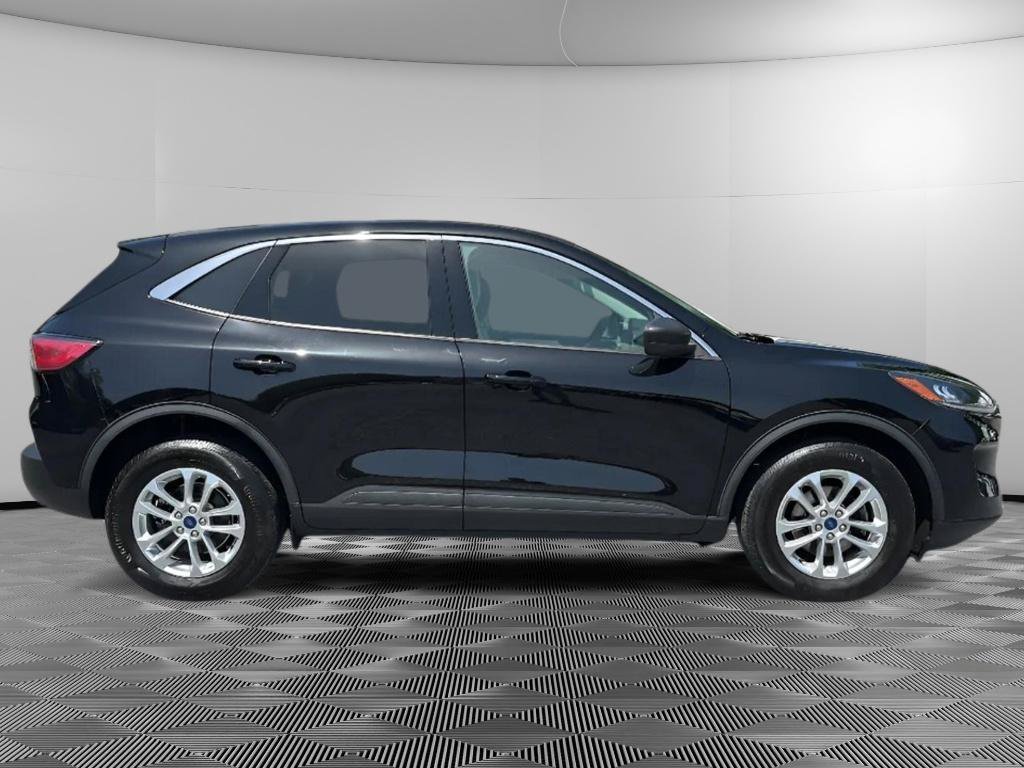 Used 2022 Ford Escape SE w/ Convenience Package AWD/4WD image 6