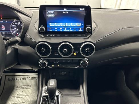 Used 2025 Nissan Sentra SV image 25