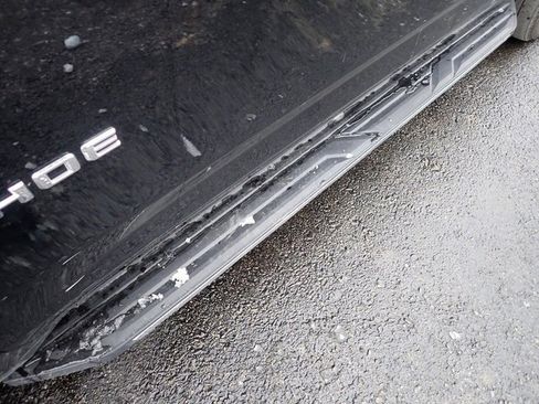 Used 2024 Chevrolet Tahoe LT image 13