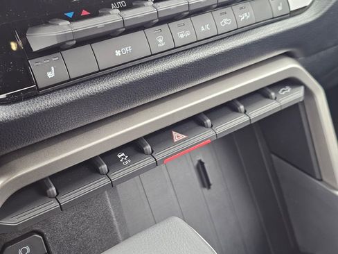 New 2026 Toyota Tundra SR5 AWD/4WD image 33