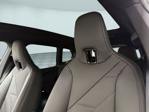 Used 2025 BMW iX M60 image 23