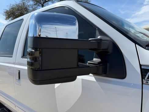 Used 2013 Ford F250 Lariat w/ Lariat Ultimate Pkg image 9