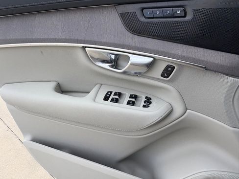 New 2026 Volvo XC90 B6 Ultra w/ Lounge Package image 18