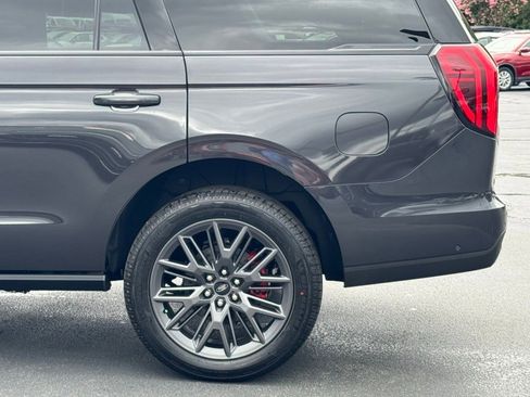 New 2025 Ford Expedition Platinum w/ Stealth Performance Package image 45