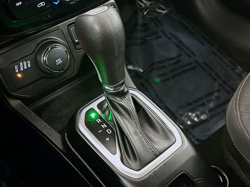 Used 2020 Jeep Renegade Altitude image 16