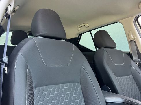 Used 2021 Nissan Kicks S FWD image 18