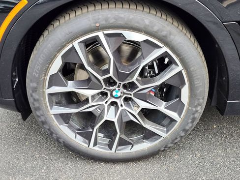 New 2027 BMW X7 M60i AWD/4WD image 7