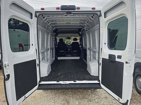 Used 2023 RAM ProMaster 2500 image 13