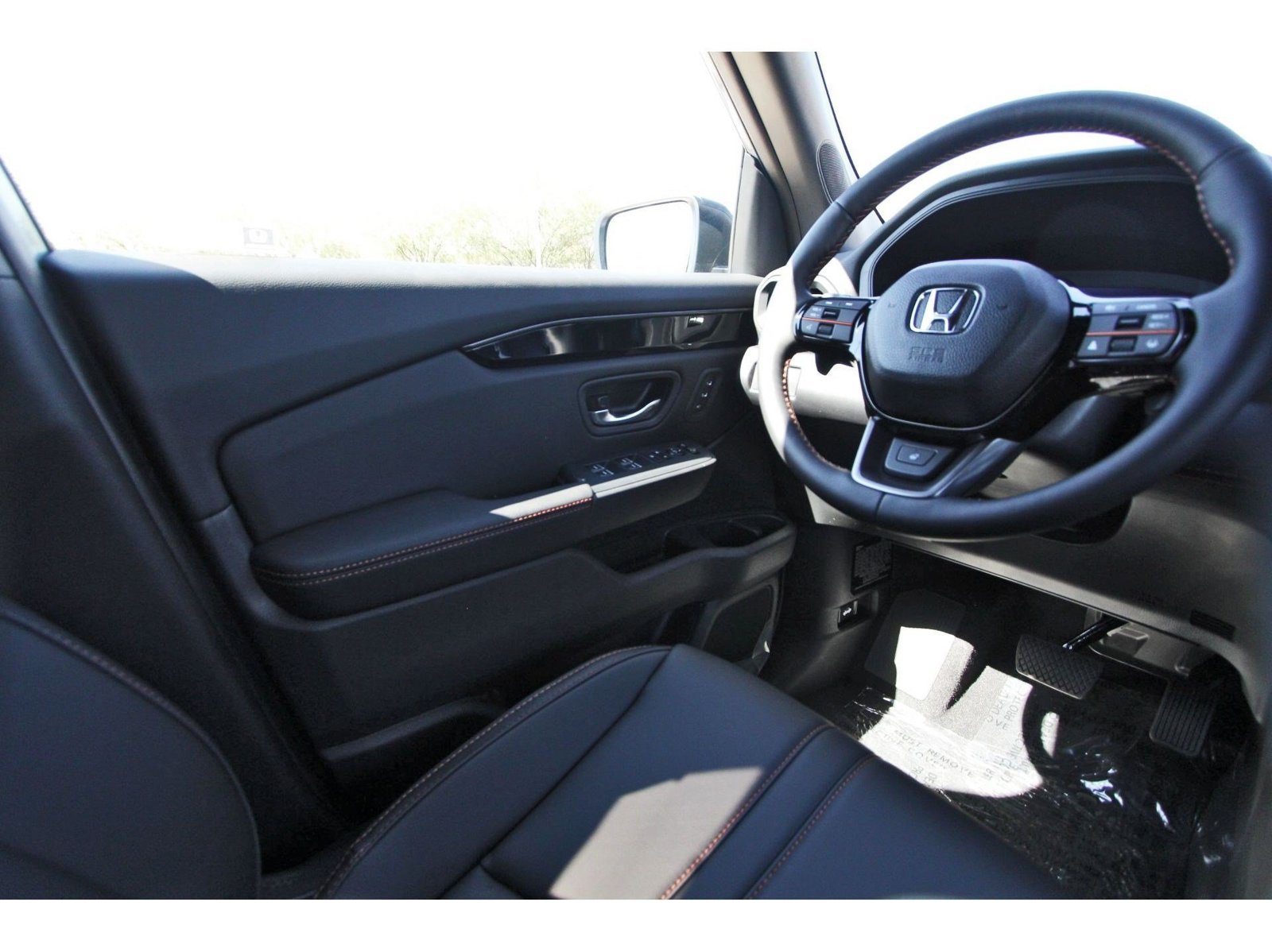 New 2026 Honda Pilot TrailSport image 9