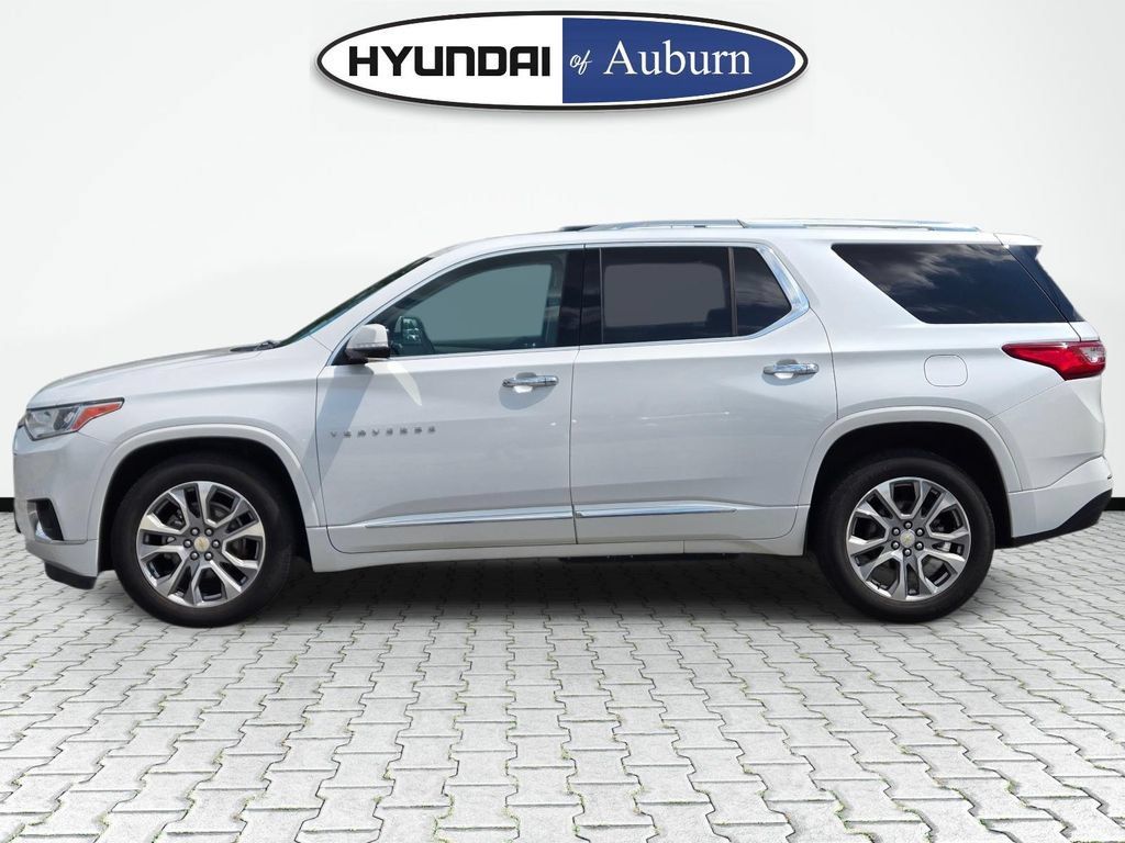 Used 2019 Chevrolet Traverse Premier w/ Driver Confidence II Package FWD image 10