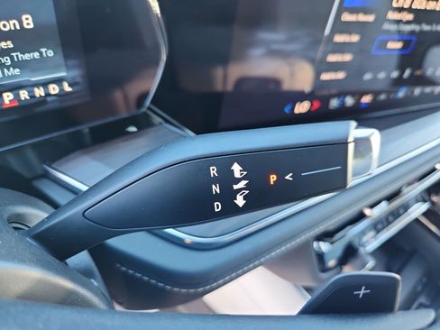 Used 2026 Chevrolet Tahoe Premier image 20