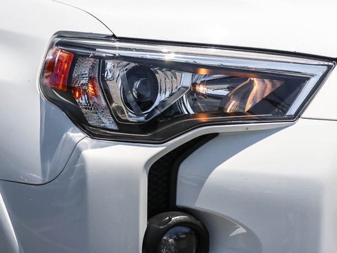 Used 2024 Toyota 4Runner TRD Pro AWD/4WD image 4