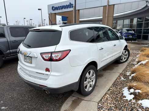 Used 2016 Chevrolet Traverse LTZ image 3
