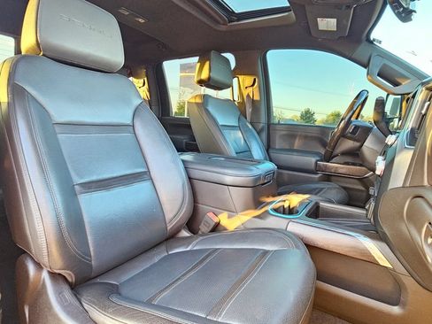 Used 2020 GMC Sierra 2500 Denali w/ Denali Ultimate Package AWD/4WD image 15