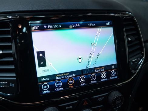 Used 2021 Jeep Grand Cherokee High Altitude image 25