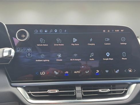 Used 2025 Chevrolet Equinox EV LT w/ Convenience Package FWD image 24