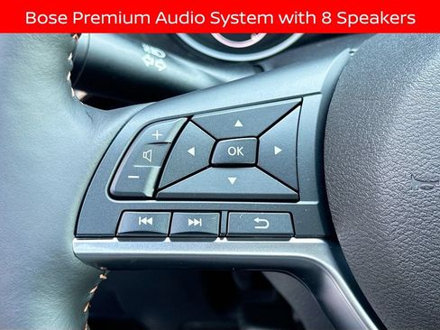 Used 2025 Nissan Sentra SR w/ SR Premium Package FWD image 10