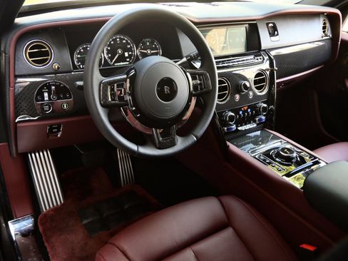 Certified 2023 Rolls-Royce Cullinan Black Badge w/ Driver's Package AWD/4WD image 17