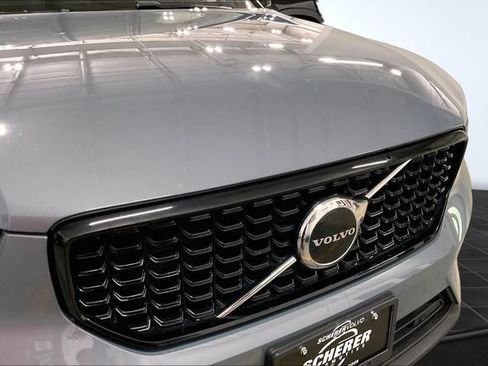 Certified 2023 Volvo XC40 B5 Plus w/ Climate Package AWD/4WD image 31