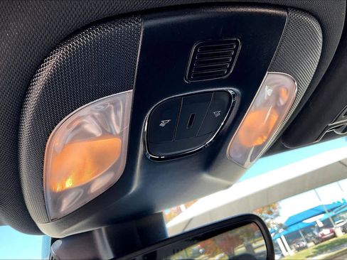 Used 2026 Jeep Compass Latitude image 17