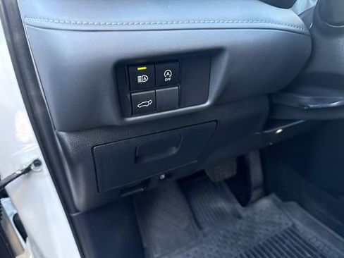 Used 2024 Toyota Highlander XSE image 23