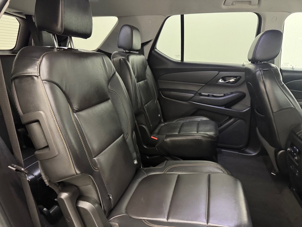 Used 2019 Chevrolet Traverse RS FWD image 17