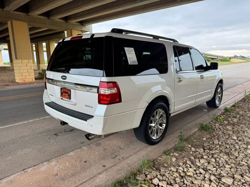 Used 2017 Ford Expedition EL Limited w/ Equipment Group 301A RWD image 3