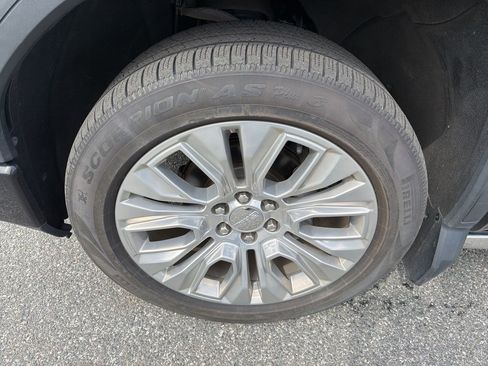 Used 2021 GMC Sierra 1500 Denali w/ Denali Ultimate Package image 10