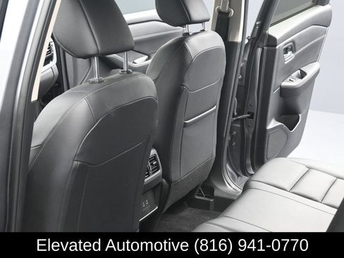 Used 2025 Nissan Rogue SL FWD image 20