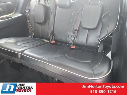 Used 2021 Chrysler Pacifica Limited w/ Premium & Safety Sphere Group FWD image 33