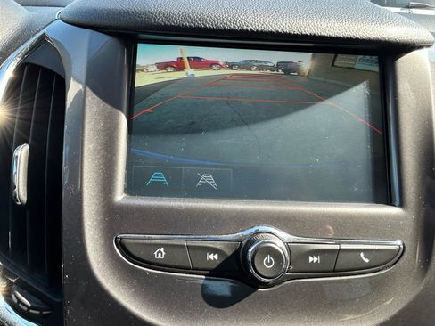 Used 2017 Chevrolet Cruze LT w/ Convenience Package image 23