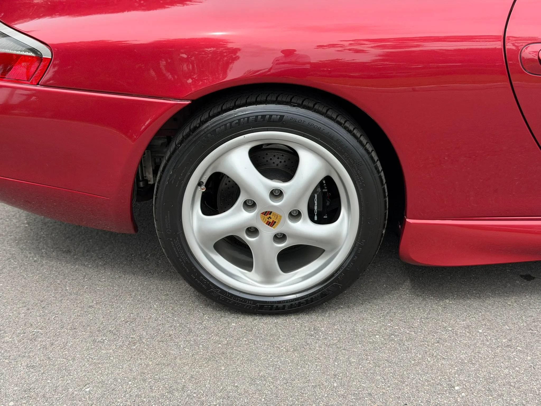 Used 2001 Porsche 911 Cabriolet image 81