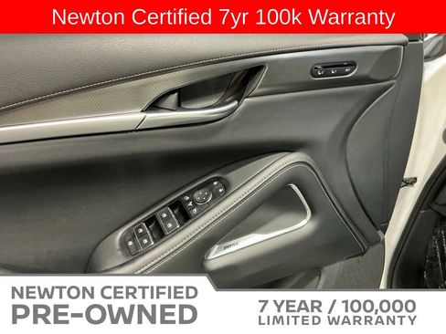 Used 2025 INFINITI QX60 Luxe FWD image 45