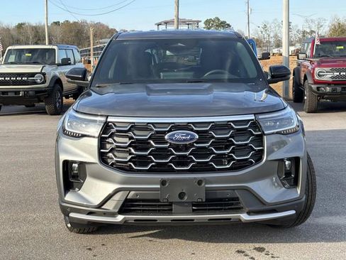 New 2026 Ford Explorer Platinum image 4