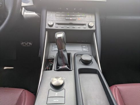 Used 2019 Lexus IS 300 F Sport w/ F Sport Package RWD image 17