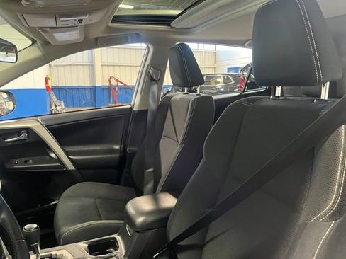 Used 2016 Toyota RAV4 XLE FWD image 23